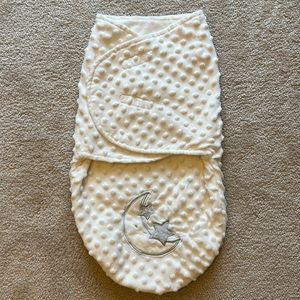 Super-Soft Baby Swaddle - 3-6 Months
